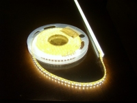 LED Lichtstreifen 120 Lichtpunkte pro 1m 5m Spule, selbstklebend